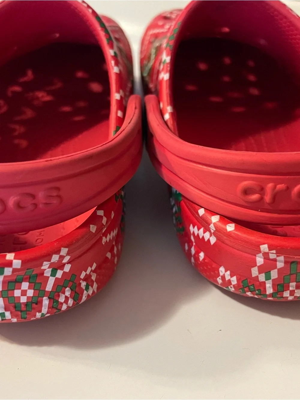 Crocs Kids Classic Clog - Red with Green Pattern